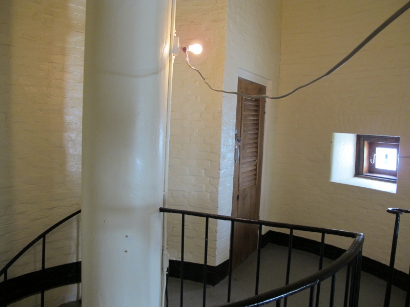 Day5 - 49 Gibbs Lighthouse 19-Jan-2010